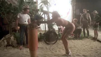 Grace Jones, Nathalie Courval, Sonia Vareuil, etc – Attention les yeux! (1976)