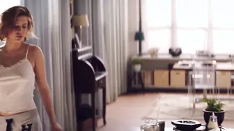 Adele Exarchopoulos - Le Fidele (2017)