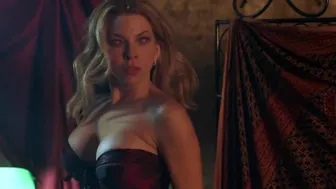 Adriana Butoi, Desiree Malonga, Simon Petric, Jennifer Lyons, Kommerina Deyoung - Transylmania (2009)