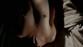 Anna Mouglalis - Sotto falso nome (2004)