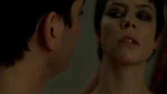 Anna Mouglalis - La vie nouvelle (2002)