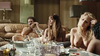 Catalina Denis, Marie-Laetitia Bettencourt, Mouni Farro - Le mac (2010)