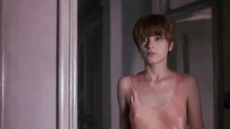 Bridget Fonda – Single White Female (1992)