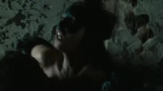 Isabelle Adjani – Queen Margot (1994)