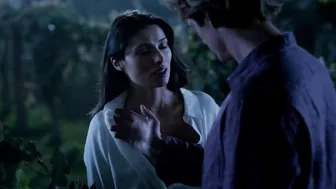 Gabriella Wright, Ashley Barron – True Blood s07e03 (2014)