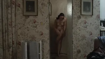 Corinne Masiero – Louise Wimmer (2011)