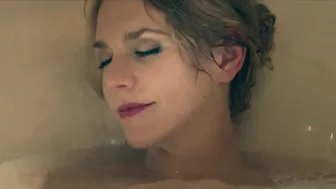 Julia Dietze – Bullet (2014)