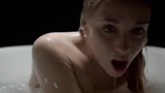 Lilly-Fleur Pointeaux, Gala Besson – Horsehead (2014)