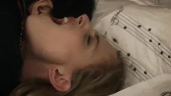 Nora Arnezeder, Lola Kirke - Mozart in the Jungle s01e09 (2014)