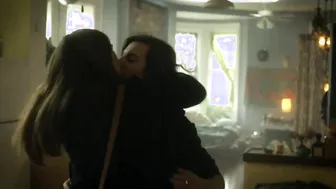 Nora Arnezeder, Lola Kirke - Mozart in the Jungle s01e09 (2014)