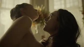 Noemie Schmidt  - Versailles s01e01-04 (2015)