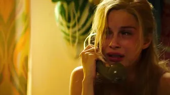 Federica Flavoni, Nicoletta Romanoff, Micaela Ramazzotti - The Best Years (Gli anni piu belli) (2020)