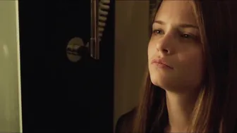 Jasna Fritzi Bauer, Arly Jover - Axolotl Overkill (2017)