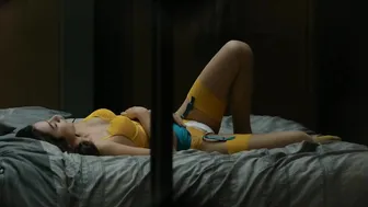 Sydney Sweeney, Cait Alexander, Natasha Liu Bordizzo, Blessing Adedijo - The Voyeurs (2021)