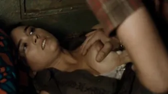 Vahina Giocante - La blonde aux seins nus (2010)