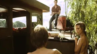 Vahina Giocante - La blonde aux seins nus (2010)