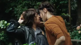 Charlotte Atkinson, Oona Chaplin, Natalia Tena - Anchor And Hope (2017)