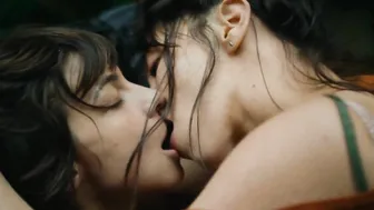 Charlotte Atkinson, Oona Chaplin, Natalia Tena - Anchor And Hope (2017)