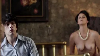 Catalina Martin, Paola Volpato - The Prince (El Principe) (2020)