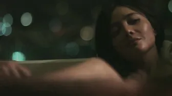 Ariadna Gil, Teresa Ruiz - Aqui en la Tierra s01e04-06 (2018)