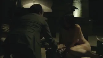 Ariadna Gil, Teresa Ruiz - Aqui en la Tierra s01e04-06 (2018)