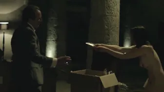 Ariadna Gil, Teresa Ruiz - Aqui en la Tierra s01e04-06 (2018)