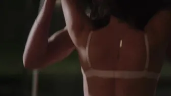 Ester Exposito, Maria Pedraza - Elite s01e03 (2018)