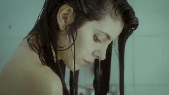 Aya Wolf - MIA (2017)