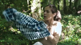 Malya Roman, Anne-Elisabeth Blateau, etc - Nu s01e09 (2018)