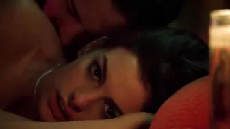 Anne Hathaway – Havoc (2005)