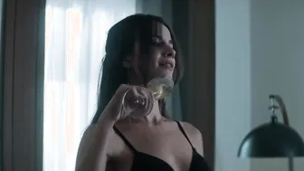 Ana Lucíia Dominguez, Valeria Emiliani, Laura Londoño, etc - The Marked Heart (Palpito) s02 (2023)