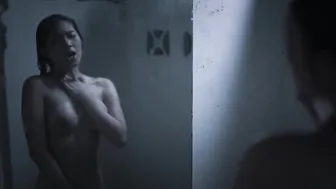 Azi Acosta, Chloe Jenna - Huwad (2024)