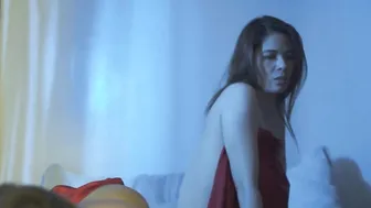 Krista Miller, Nika Madrid - Upuan (2023)