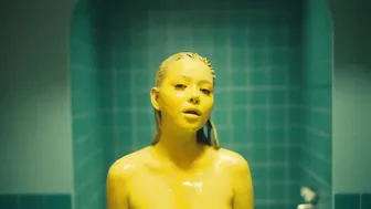 Bella Poarch - Living Hell (2022)