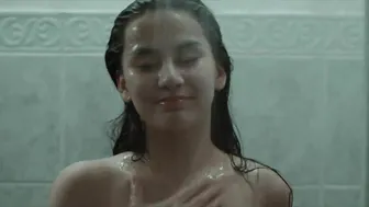 Cloe Barretto, Ava Mendez, Hershie De Leon - #DoYouThinkIAmSexy (2022)