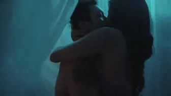 Christine Bermas, Chloe Jenna, Milana Ikemoto, Quinn Carillo - Lampas Langit (2022)