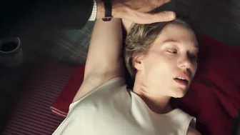 Lea Seydoux - Tromperie (2021)