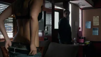 Mercedes Masohn – Californication s07e08 (2014)