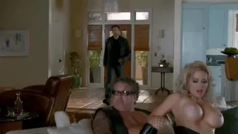 Diana Terranova, Kelen Coleman – Californication s07e12 (2014)