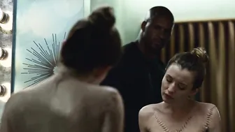 Emily Browning – American Gods s01e05 (2017)