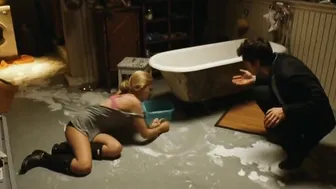 Miriam Giovanelli, Asia Argento - Gli sfiorati (2011)