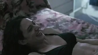 Asia Argento – Boarding Gate (2007)