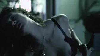 Asia Argento – Boarding Gate (2007)