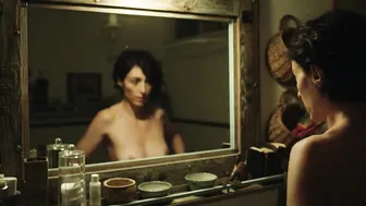 Elena Lietti, Carmela Generali, Claudia Pandolfi, Monica Bellucci - Siccità (2022)