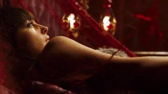 Monica Bellucci, Ramona Pringle - Shoot 'Em Up (2007)