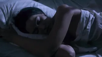 Romane Bohringer, Monica Bellucci - L'appartement (1996)