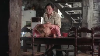 Virginie Ledoyen, Aitana Sanchez-Gijon – The Backwoods (2006)