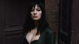 Natassia Malthe, Davorka Tovilo – BloodRayne The Third Reich (2011)