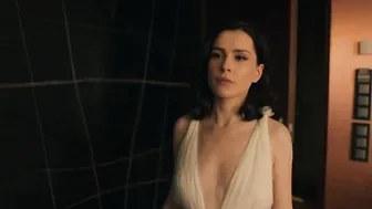 Anna-Maria Sieklucka, Rebecca Casiraghi, etc - The Next 365 Days (2022)