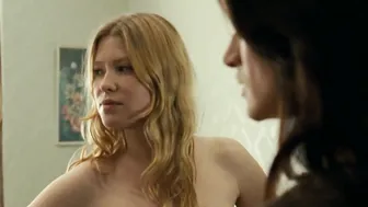 Emma Booth - Pelican Blood (2010)